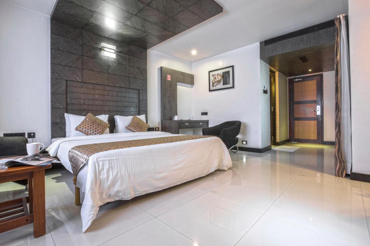 The Castello Residency Hotel Coimbatore Exterior foto