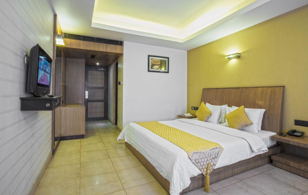 The Castello Residency Hotel Coimbatore Exterior foto