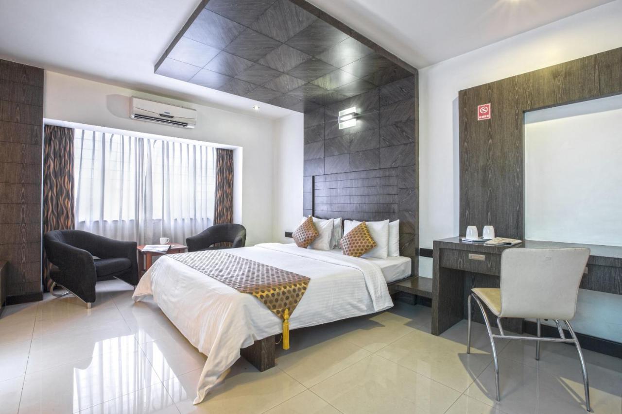 The Castello Residency Hotel Coimbatore Exterior foto